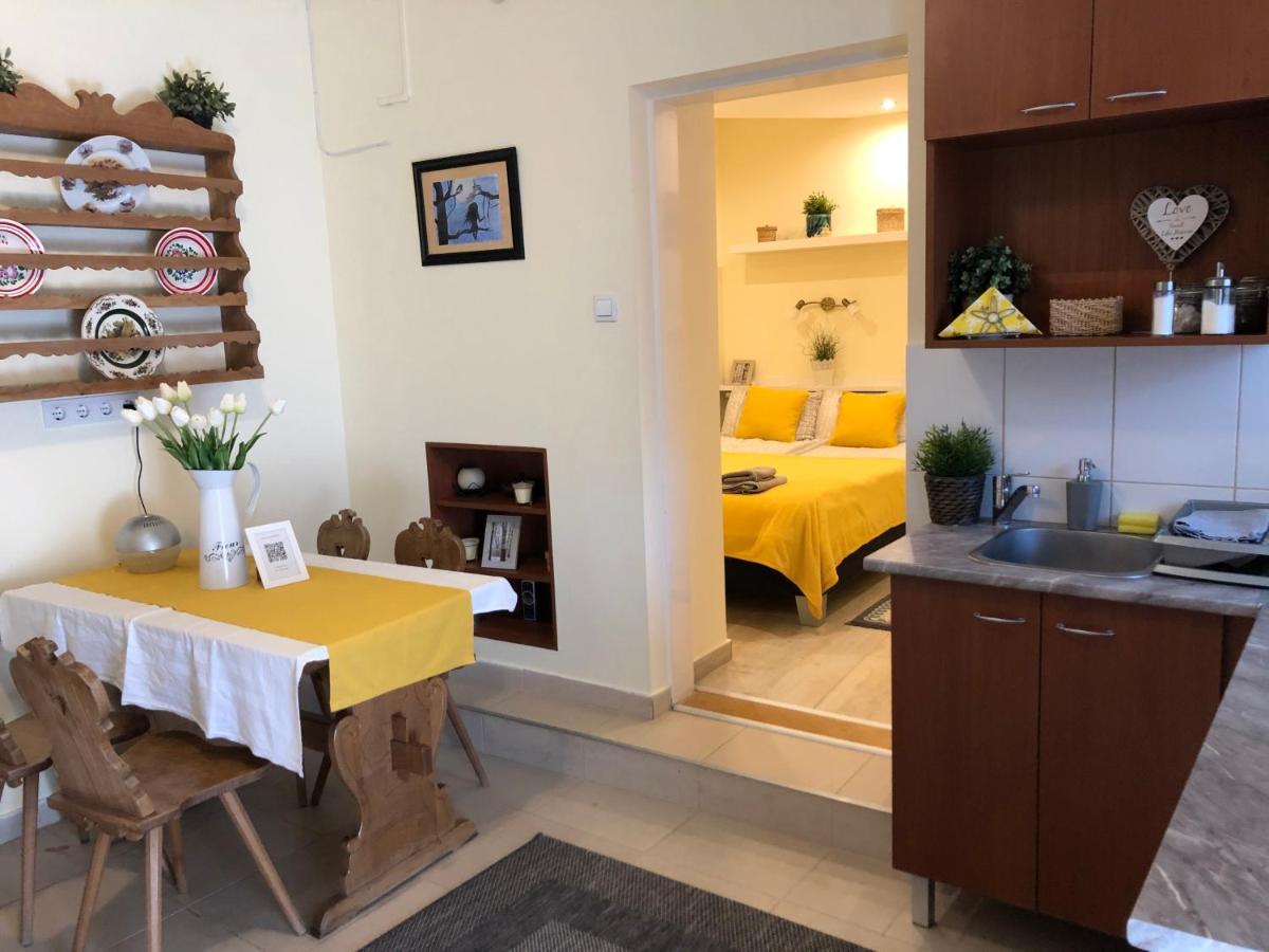 Milla Apartman Szentendre Eksteriør bilde